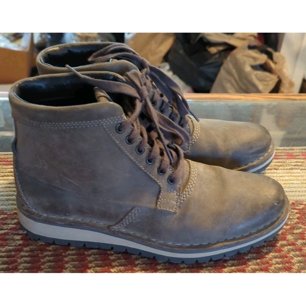 Unstructured Clarks Boots Mens 7.5M‎ Ankle Bootie Gray Distressed Grey Leather